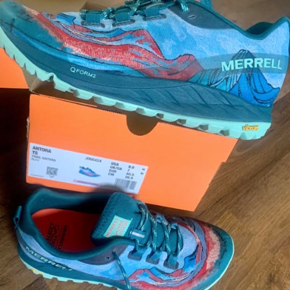 🆕 Merrell x Trail Sisters Antora Sneaker - Picture 15 of 16